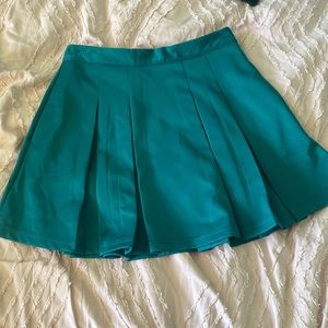 Green tennis skirt